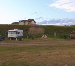 イーストエンド市のキャンプ場