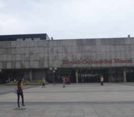 ローマ・ゲルマン博物館